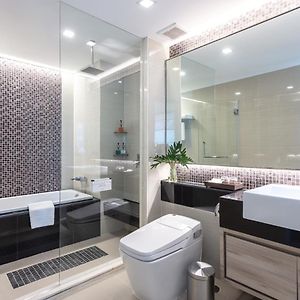 Suite executive